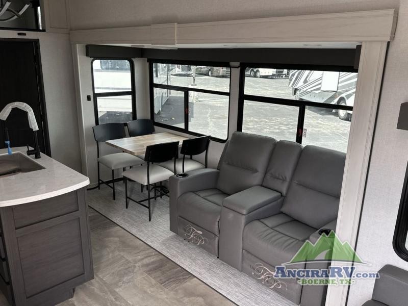Ancira RV of Boerne Offers $10,000 Customer Cash During Newmar Smart Buy Sales Event